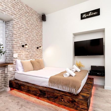 Wow Apartment By Cozyplace Krasków Exterior foto