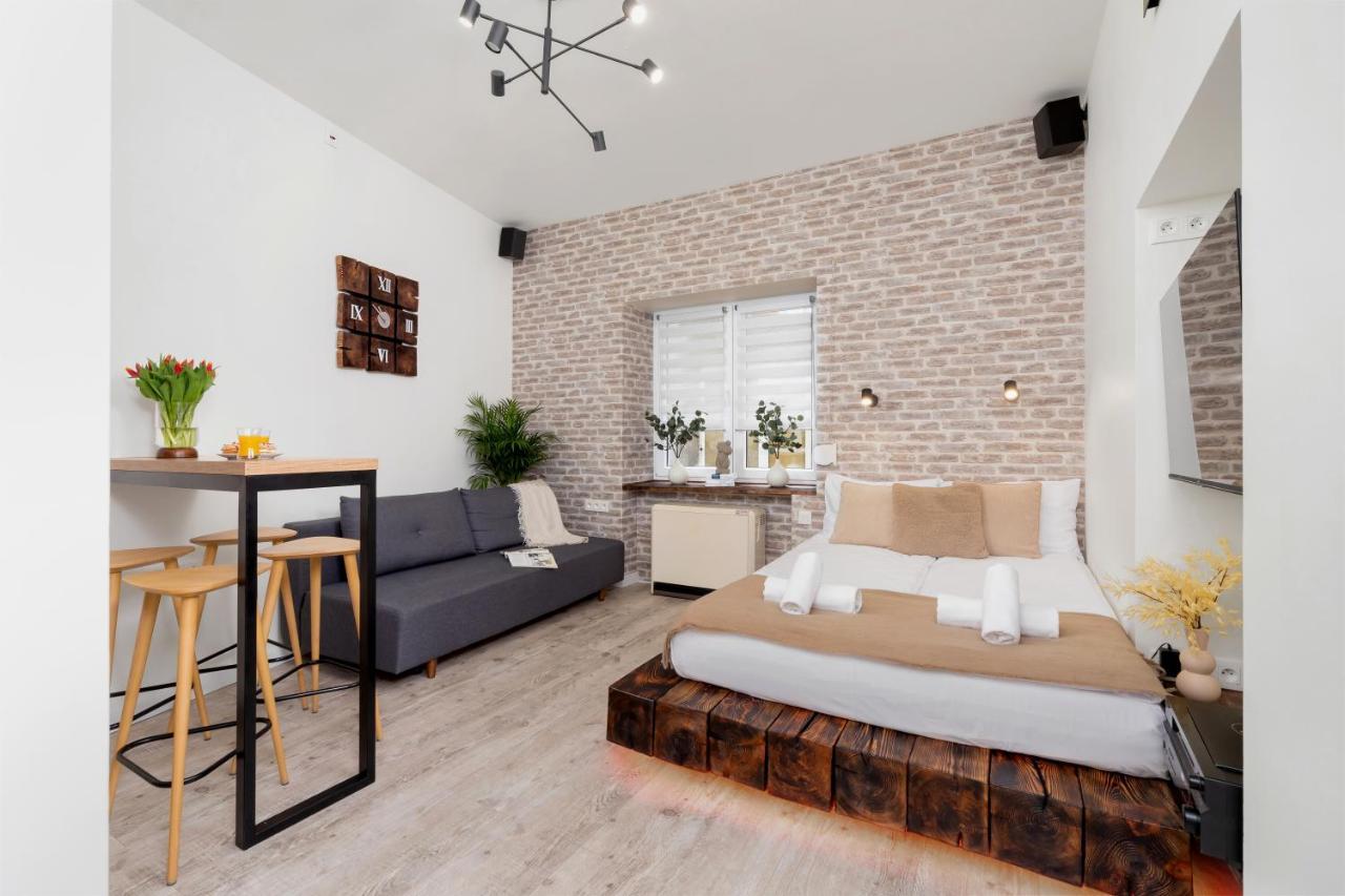 Wow Apartment By Cozyplace Krasków Exterior foto