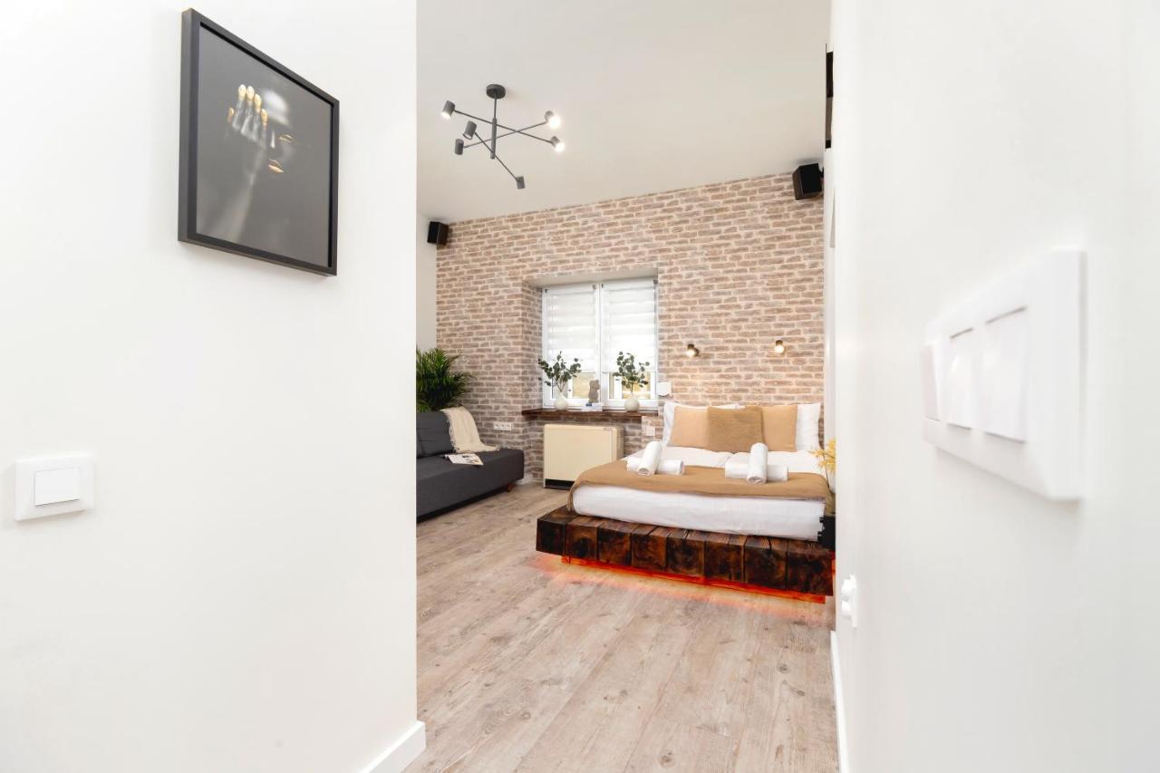 Wow Apartment By Cozyplace Krasków Exterior foto